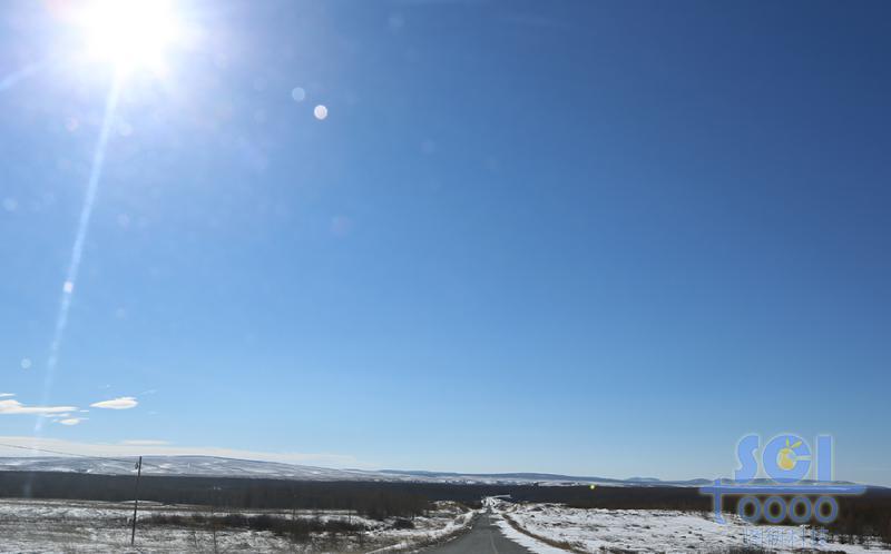 藍(lán)天雪地